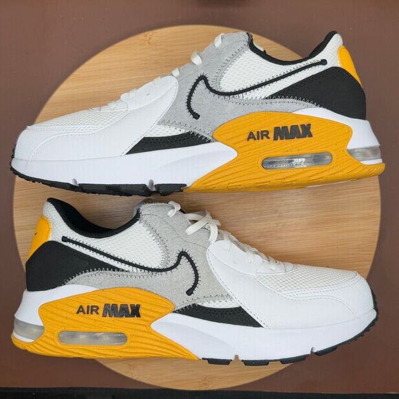 NIKE AIR MAX EXCEE White/Black/University Gold/Wolf Grey Men’s Sz 10 Brand New main image 9